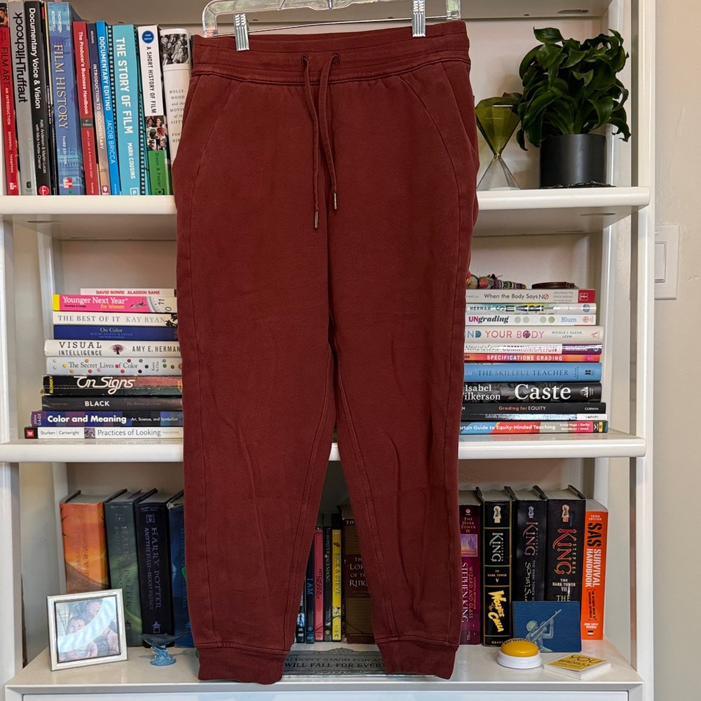 Women’s Lululemon, High Rise, Scuba Jogger - Rust Red